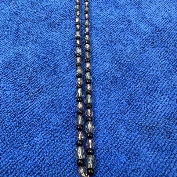 Vtg Brass Peacock Feather Design Pendant Charm Lucite Beaded Necklace - Picture 7 of 10